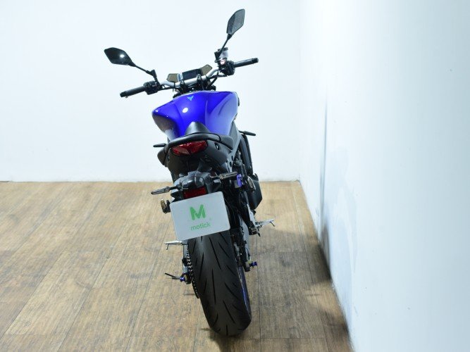 Comprar YAMAHA MT-09 (A2) 2024 de segunda mano YAMAHA MT-09 (A2) 2024 de segunda mano