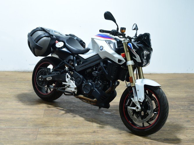 Comprar BMW F 800 R (A) (2 MALETAS) (AKRAPOVIC HOMOLOGADO) 2019 de segunda mano BMW F 800 R (A) (2 MALETAS) (AKRAPOVIC HOMOLOGADO) 2019 de segunda mano