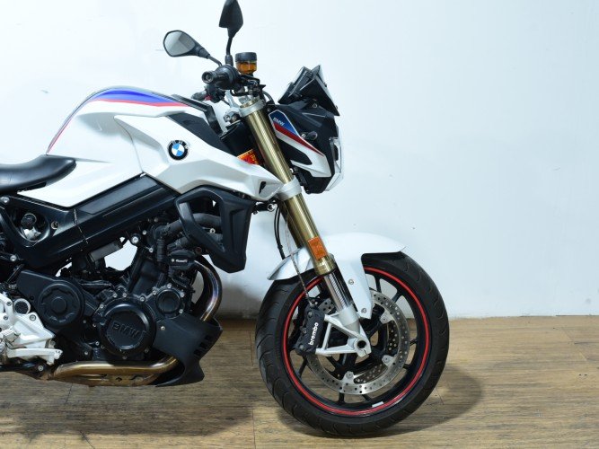 Comprar BMW F 800 R (A) (2 MALETAS) (AKRAPOVIC HOMOLOGADO) 2019 de segunda mano BMW F 800 R (A) (2 MALETAS) (AKRAPOVIC HOMOLOGADO) 2019 de segunda mano
