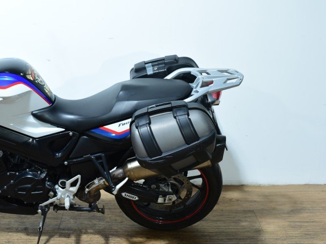 Comprar BMW F 800 R (A) (2 MALETAS) (AKRAPOVIC HOMOLOGADO) 2019 de segunda mano BMW F 800 R (A) (2 MALETAS) (AKRAPOVIC HOMOLOGADO) 2019 de segunda mano