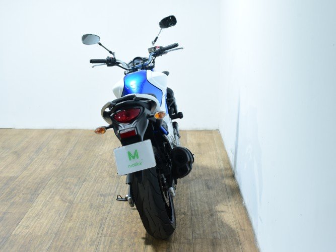 Comprar SUZUKI GLADIUS 650 (A) 2010 de segunda mano SUZUKI GLADIUS 650 (A) 2010 de segunda mano