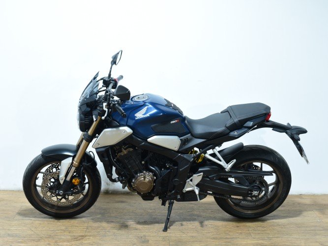 Comprar HONDA CB 650 R (A2) 2019 de segunda mano HONDA CB 650 R (A2) 2019 de segunda mano