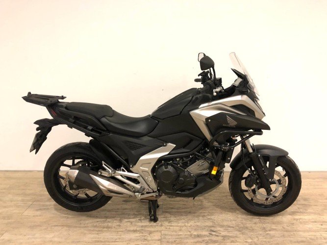 Comprar HONDA NC 750 X (A) 2023 de segunda mano HONDA NC 750 X (A) 2023 de segunda mano
