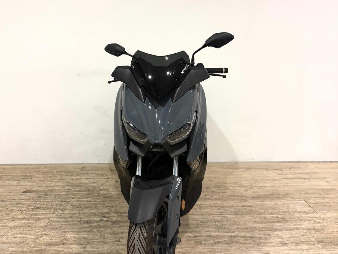 Comprar YAMAHA XMAX 125 TECH MAX 2021 de segunda mano YAMAHA XMAX 125 TECH MAX 2021 de segunda mano