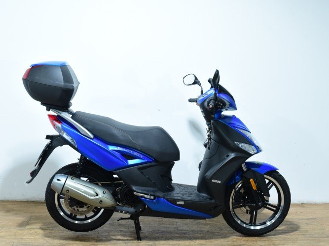 KYMCO AGILITY CITY 125 (TOP CASE) 2022 de segunda mano