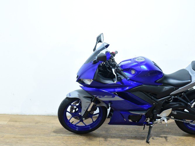 YAMAHA YZF R3 2020 de segunda mano