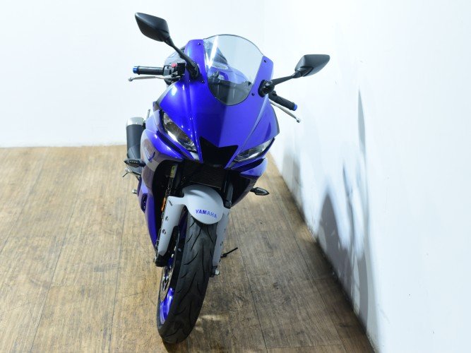 YAMAHA YZF R3 2020 de segunda mano