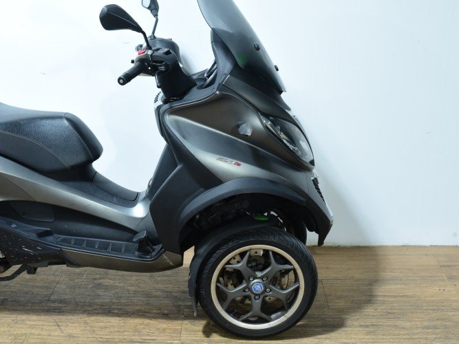 PIAGGIO MP3 500 IE LT (TOP CASE) 2018 de segunda mano