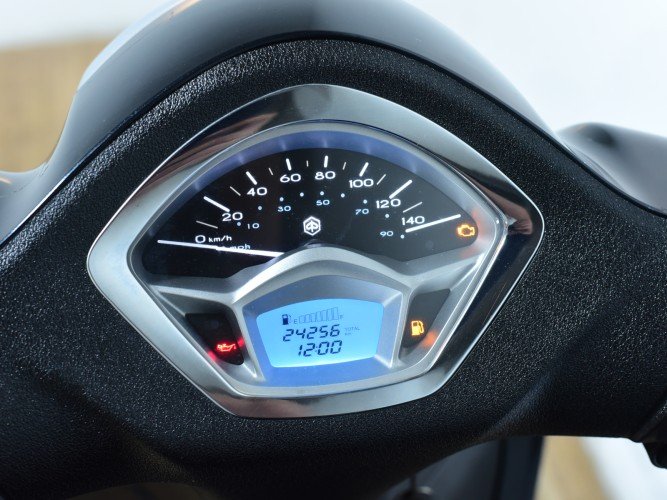 PIAGGIO LIBERTY 125 (TOP CASE) 2022 de segunda mano