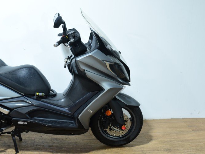 Comprar KYMCO SUPER DINK 125 (TOP CASE) 2021 de segunda mano KYMCO SUPER DINK 125 (TOP CASE) 2021 de segunda mano