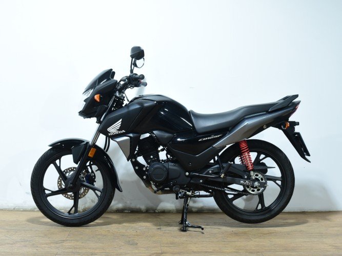 Comprar HONDA CB 125 F 2022 de segunda mano HONDA CB 125 F 2022 de segunda mano