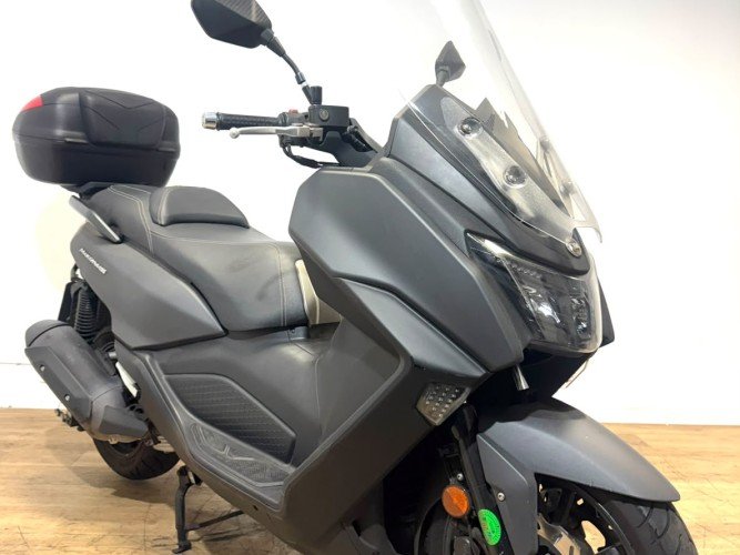 SYM MAXSYM 400 L ABS (TOP CASE) 2021 de segunda mano