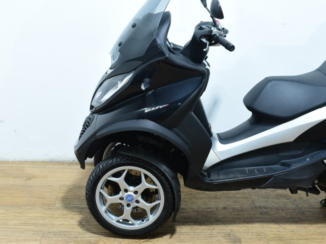 PIAGGIO MP3 500 2019 de segunda mano