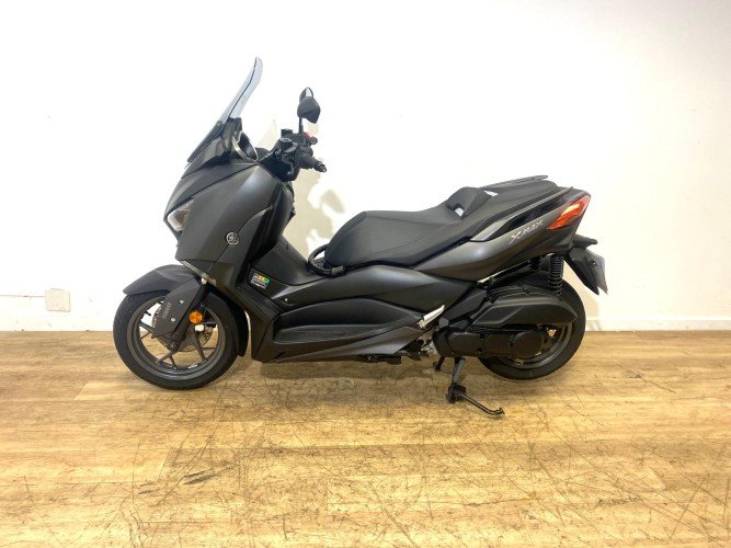 Comprar YAMAHA XMAX 125 2023 de segunda mano YAMAHA XMAX 125 2023 de segunda mano