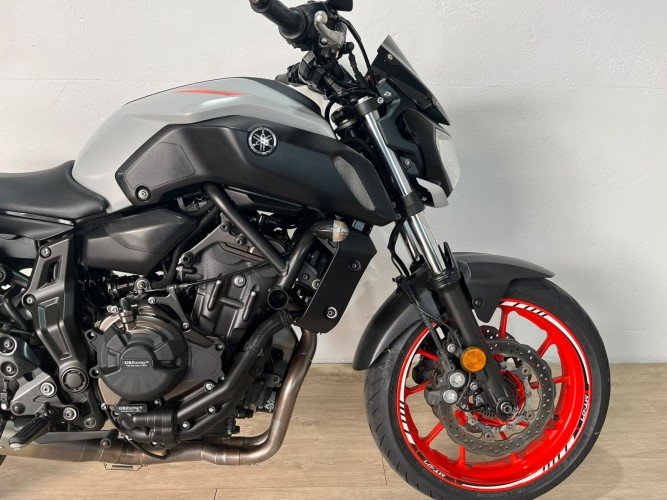 Comprar YAMAHA MT-07 (A2) (SC PROJECT, ENTREGAMOS ORIGINAL) 2020 de segunda mano YAMAHA MT-07 (A2) (SC PROJECT, ENTREGAMOS ORIGINAL) 2020 de segunda mano