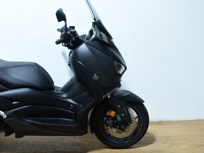 YAMAHA XMAX 125 2022 de segunda mano