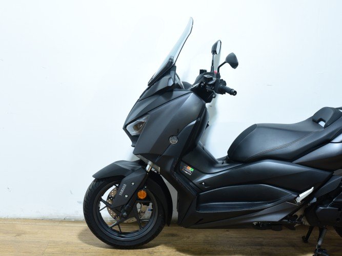 YAMAHA XMAX 125 2022 de segunda mano