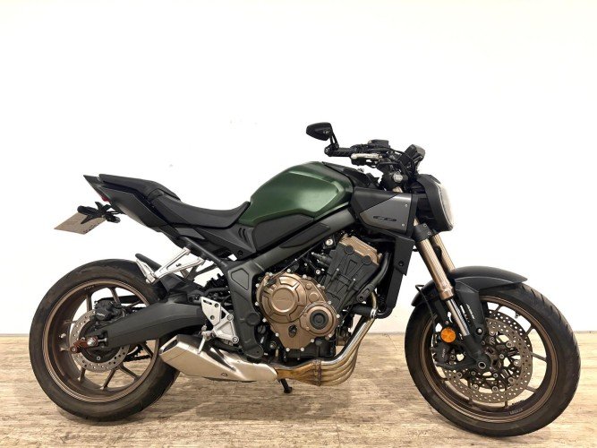 Comprar HONDA CB 650 R (A) 2024 de segunda mano HONDA CB 650 R (A) 2024 de segunda mano