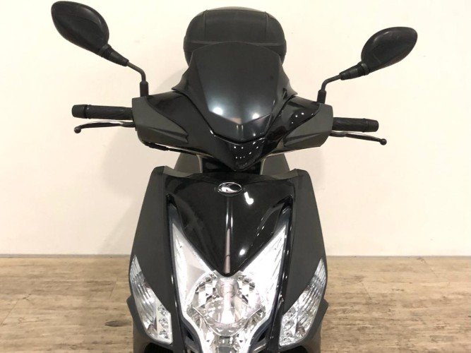 Comprar KYMCO AGILITY CITY 125 (TOP CASE) 2019 de segunda mano KYMCO AGILITY CITY 125 (TOP CASE) 2019 de segunda mano