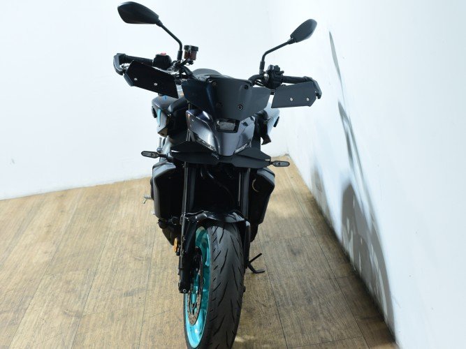 Comprar YAMAHA MT-09 Y-AMT (A) 2024 de segunda mano YAMAHA MT-09 Y-AMT (A) 2024 de segunda mano