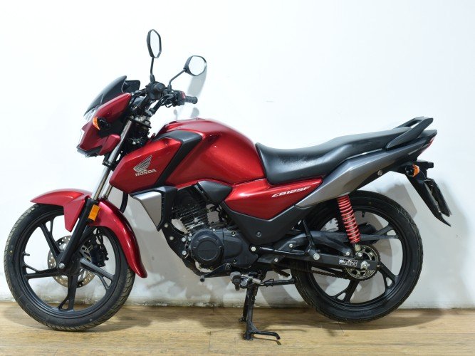 Comprar HONDA CB 125 F 2023 de segunda mano HONDA CB 125 F 2023 de segunda mano