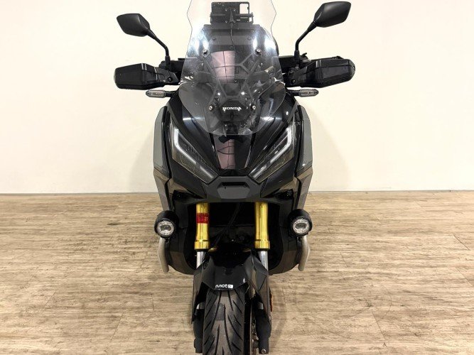 Comprar HONDA X-ADV 750 (A) (TOP CASE) 2021 de segunda mano HONDA X-ADV 750 (A) (TOP CASE) 2021 de segunda mano