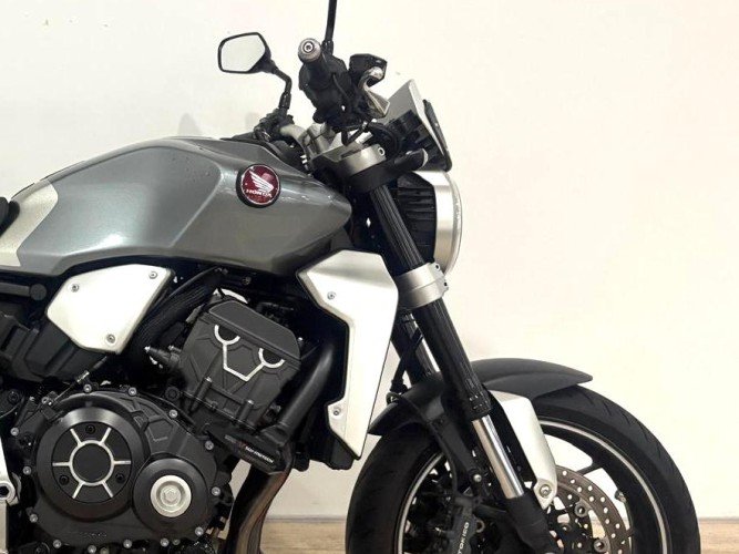 HONDA CB 1000 R 2019 de segunda mano