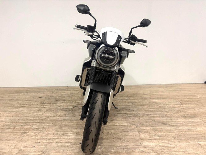 HONDA CB 1000 R 2019 de segunda mano