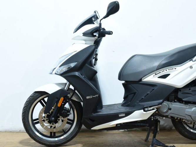 KYMCO AGILITY CITY 50 2020 de segunda mano