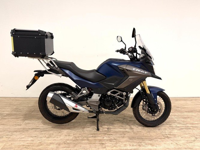 MH MOTORCYCLES TRAY 125 (TOP CASE) 2025 de segunda mano