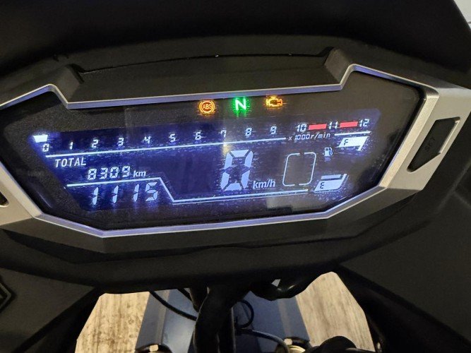 MH MOTORCYCLES TRAY 125 (TOP CASE) 2025 de segunda mano