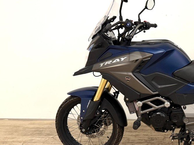 MH MOTORCYCLES TRAY 125 (TOP CASE) 2025 de segunda mano