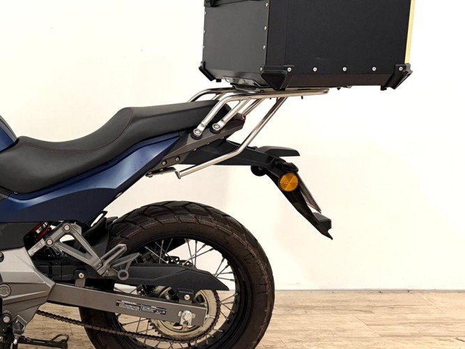 MH MOTORCYCLES TRAY 125 (TOP CASE) 2025 de segunda mano