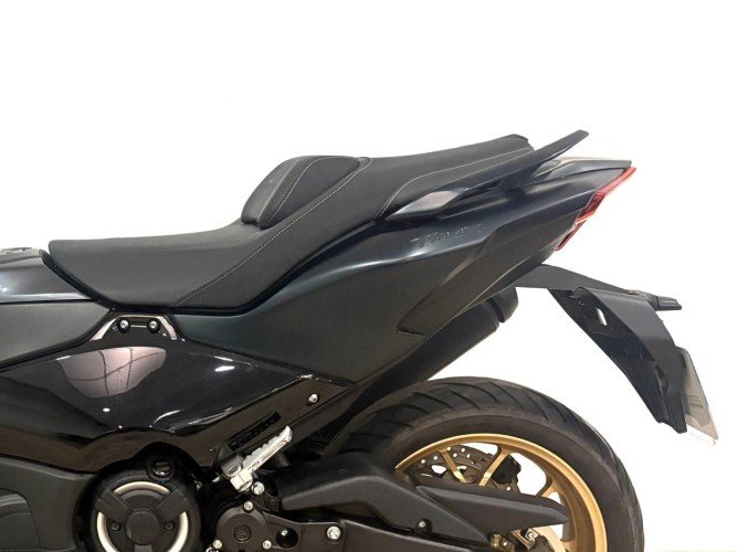 Comprar YAMAHA TMAX 560 TECH MAX (A2) 2022 de segunda mano YAMAHA TMAX 560 TECH MAX (A2) 2022 de segunda mano
