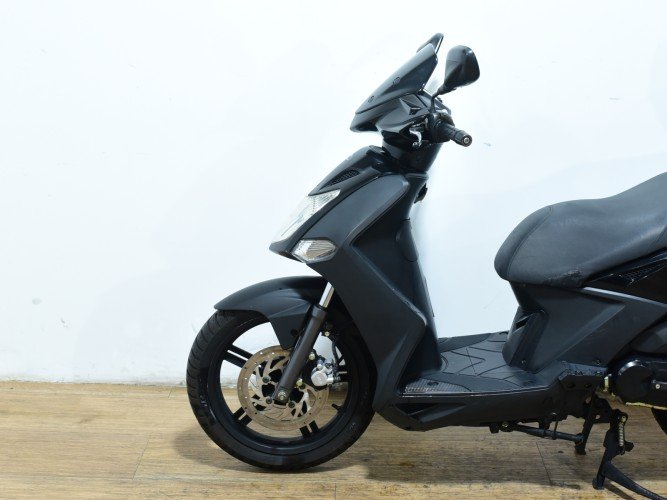 Comprar KYMCO AGILITY CITY 125 (TOP CASE) 2014 de segunda mano KYMCO AGILITY CITY 125 (TOP CASE) 2014 de segunda mano