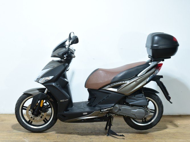KYMCO AGILITY CITY 50 (TOP CASE) 2020 de segunda mano