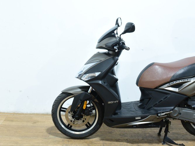KYMCO AGILITY CITY 50 (TOP CASE) 2020 de segunda mano