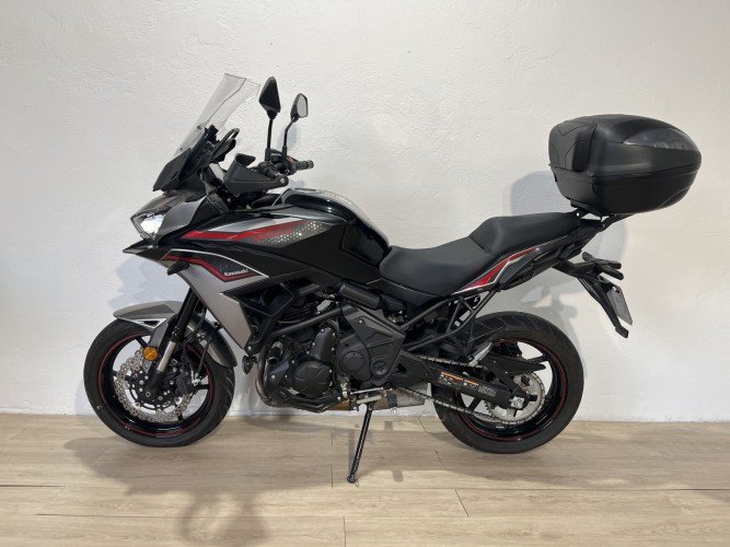 Comprar KAWASAKI VERSYS 650 (A) (TOP CASE) 2023 de segunda mano KAWASAKI VERSYS 650 (A) (TOP CASE) 2023 de segunda mano