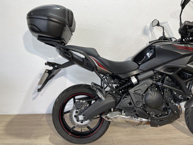 Comprar KAWASAKI VERSYS 650 (A) (TOP CASE) 2023 de segunda mano KAWASAKI VERSYS 650 (A) (TOP CASE) 2023 de segunda mano