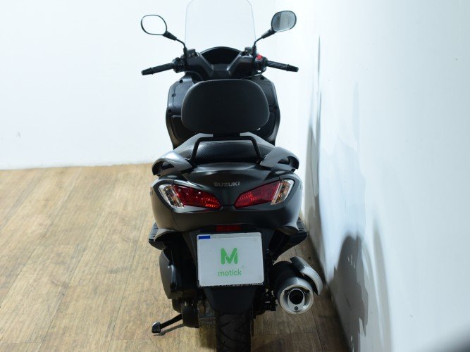 SUZUKI BURGMAN 125 2015 de segunda mano