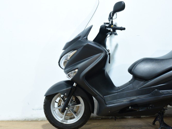 SUZUKI BURGMAN 125 2015 de segunda mano