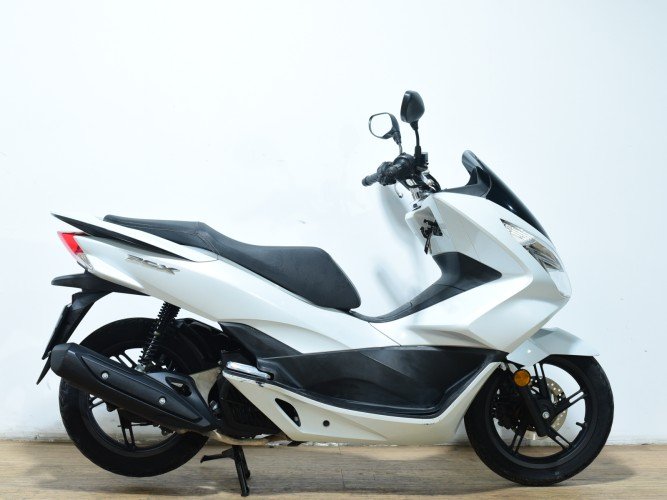 Comprar HONDA PCX 125 2016 de segunda mano HONDA PCX 125 2016 de segunda mano