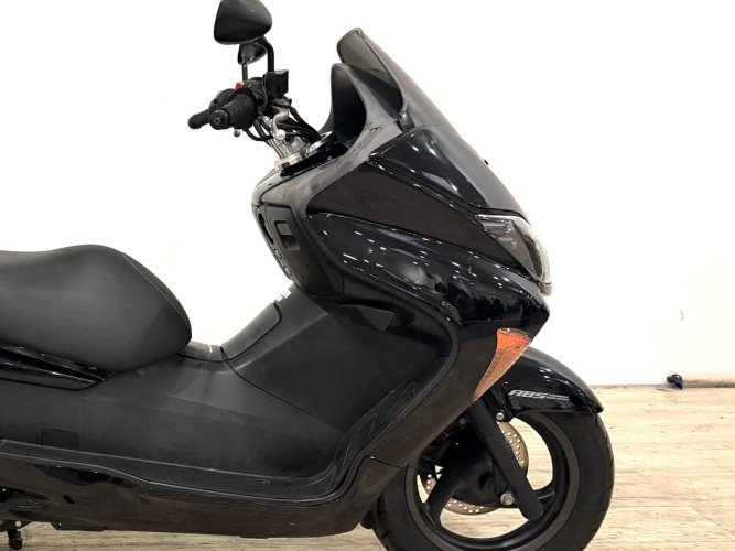 HONDA FORZA 250 2007 de segunda mano