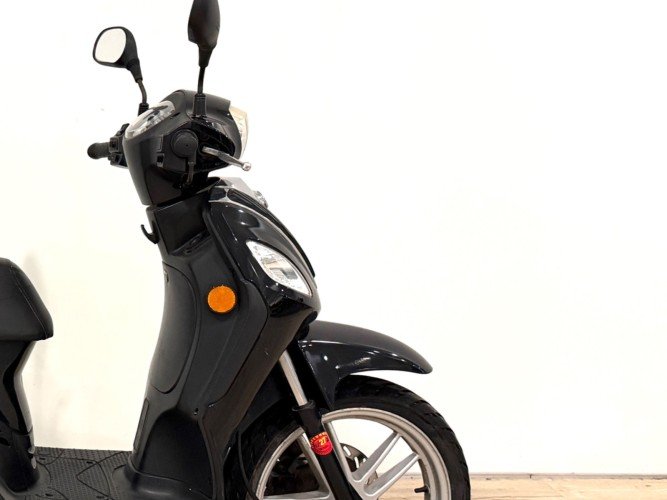 SYM SYMPHONY 50 (TOP CASE) 2020 de segunda mano