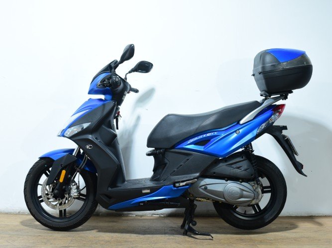 KYMCO AGILITY CITY 125 (TOP CASE) 2018 de segunda mano