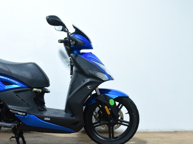KYMCO AGILITY CITY 125 (TOP CASE) 2018 de segunda mano