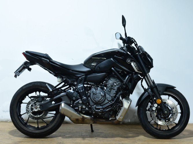 Comprar YAMAHA MT-07 (A) 2024 de segunda mano YAMAHA MT-07 (A) 2024 de segunda mano