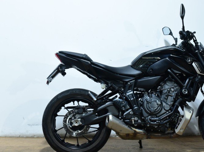 Comprar YAMAHA MT-07 (A) 2024 de segunda mano YAMAHA MT-07 (A) 2024 de segunda mano