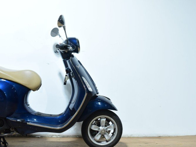 VESPA PRIMAVERA 125 3V 2015 de segunda mano