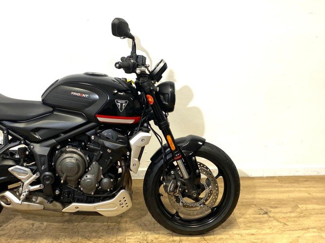 Comprar TRIUMPH TRIDENT 660 (A) 2021 de segunda mano TRIUMPH TRIDENT 660 (A) 2021 de segunda mano